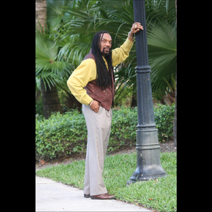 黄色视频男人舔女人下面
